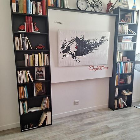 Appartement Fun And Quiet à Paris Extérieur photo
